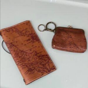 Patricia Nash travel set